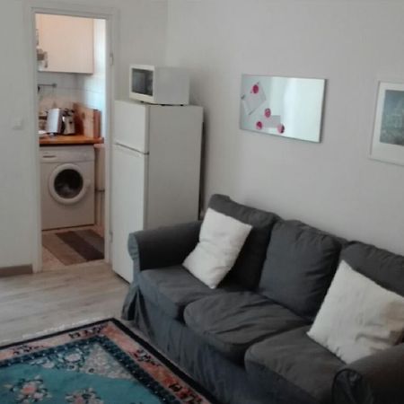 Nice Apartment In Milano, Close To Undergrond M3 Екстериор снимка