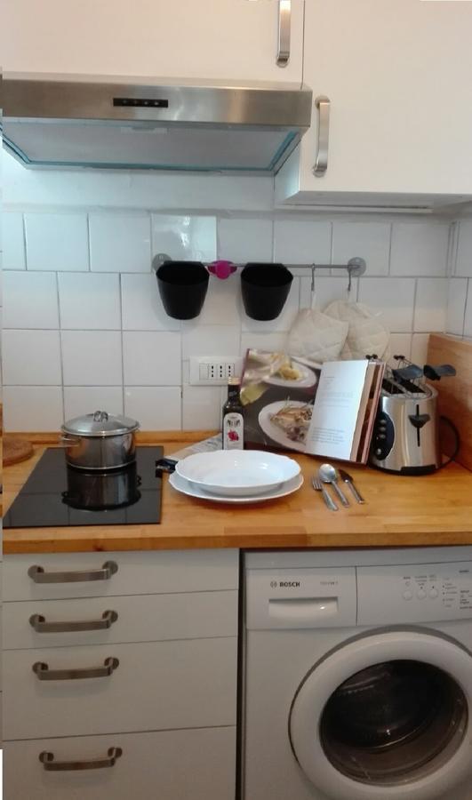 Nice Apartment In Milano, Close To Undergrond M3 Екстериор снимка